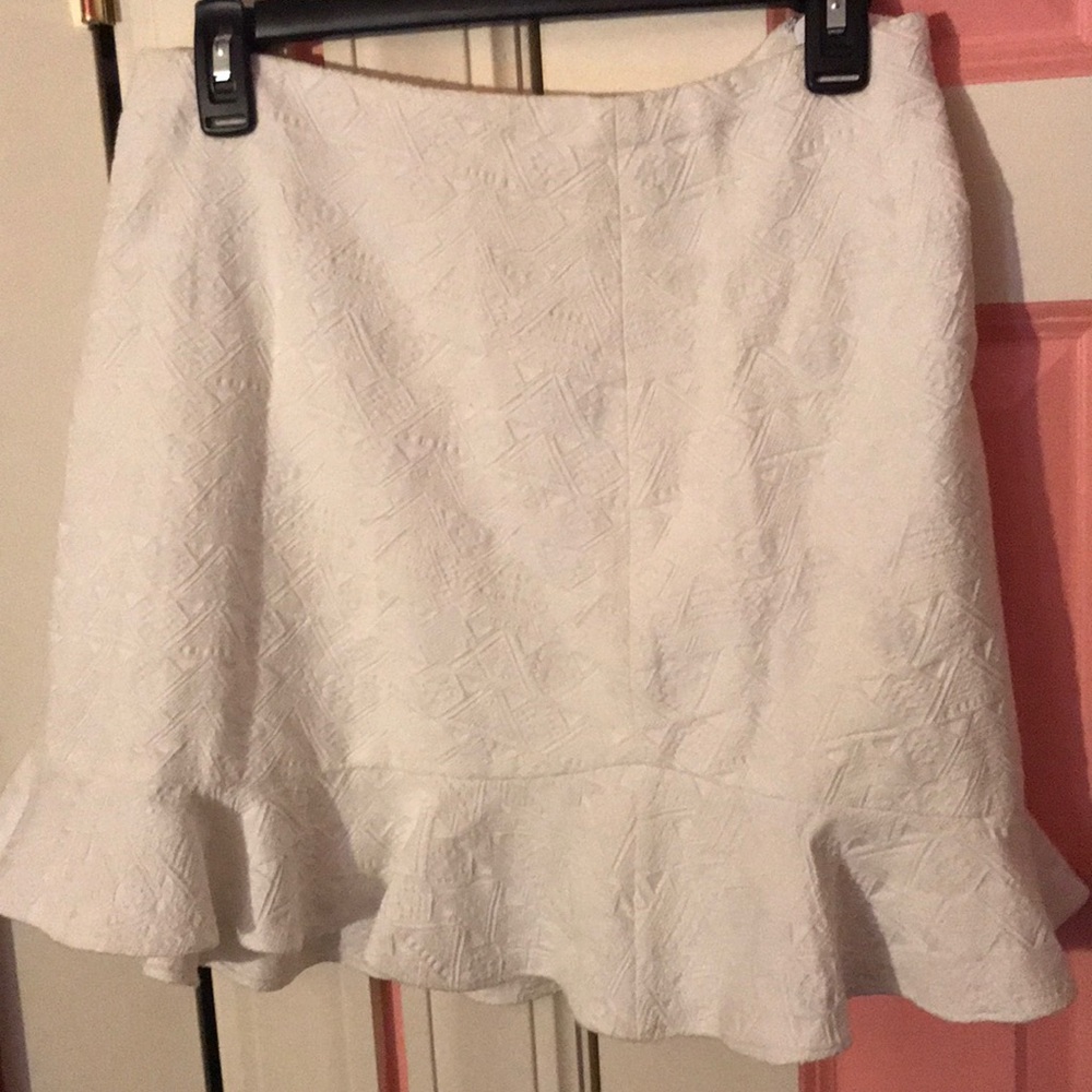 White  Banana Republic skirt